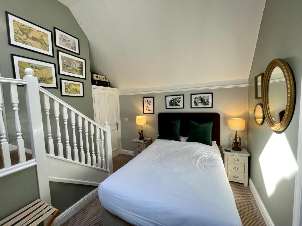 The Abbey Hotel แบทเทิล ภายนอก รูปภาพ
